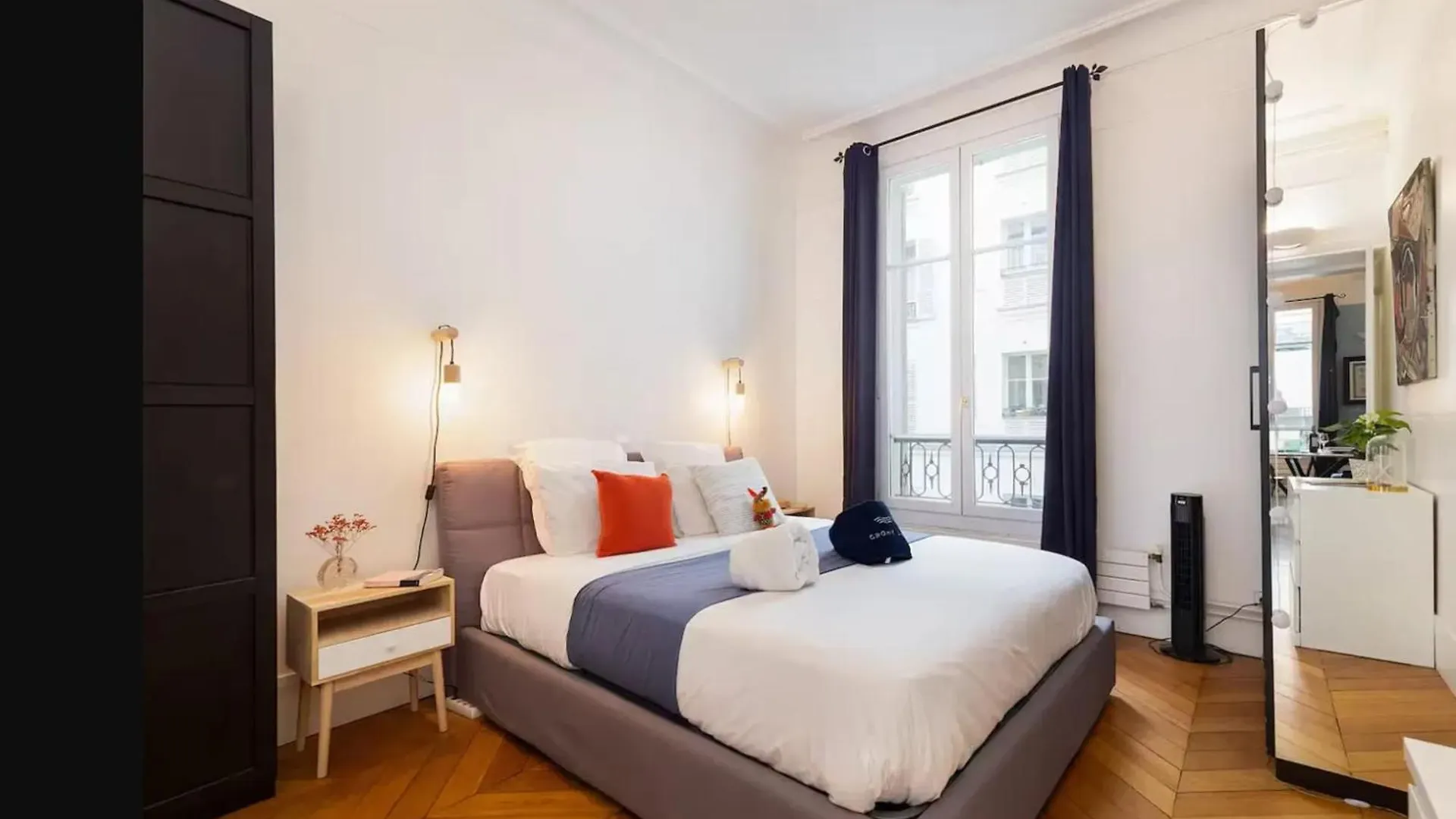 Appartement Moderne A Paris Pres Des Champs-Elysees