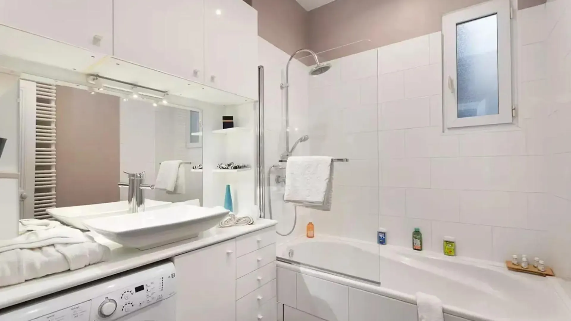 Appartement Moderne A Paris Pres Des Champs-Elysees France